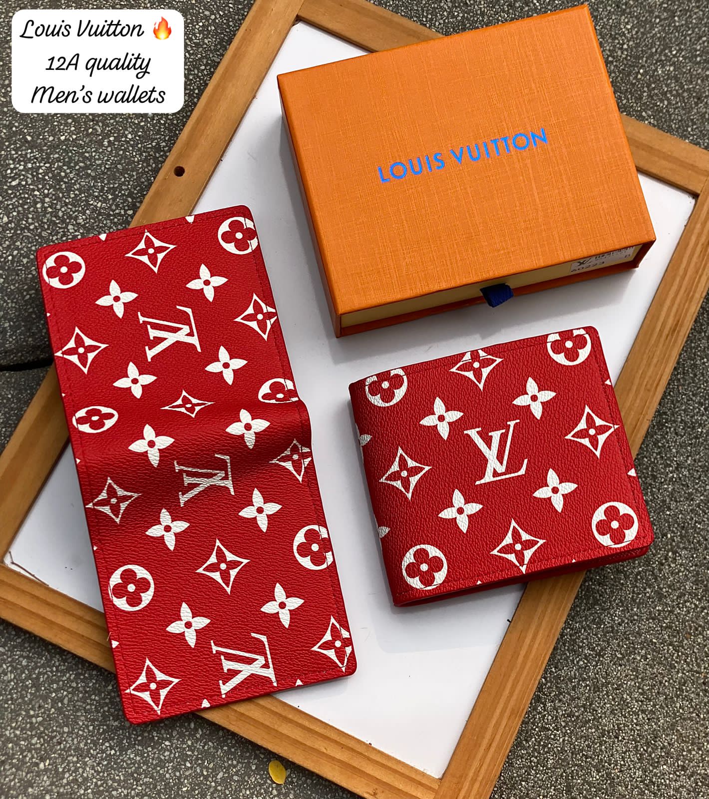 LV wallet