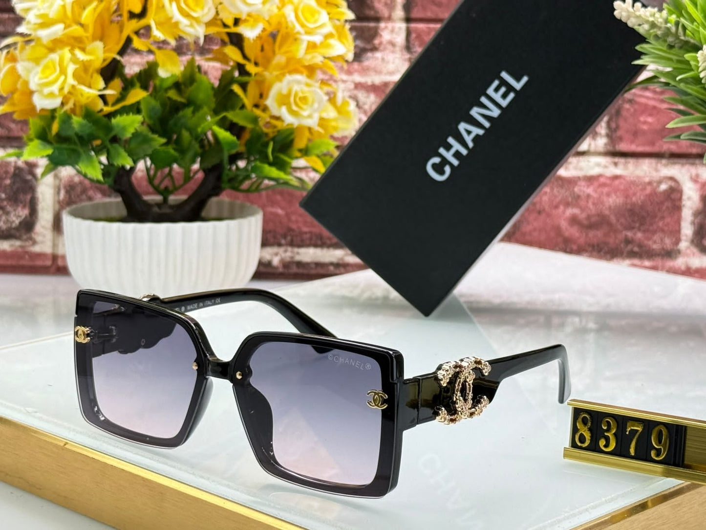 CHANEL Sunglasses
