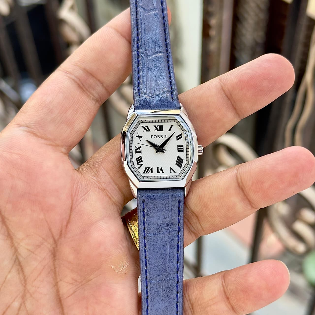 FOSSIL – VINTAGE