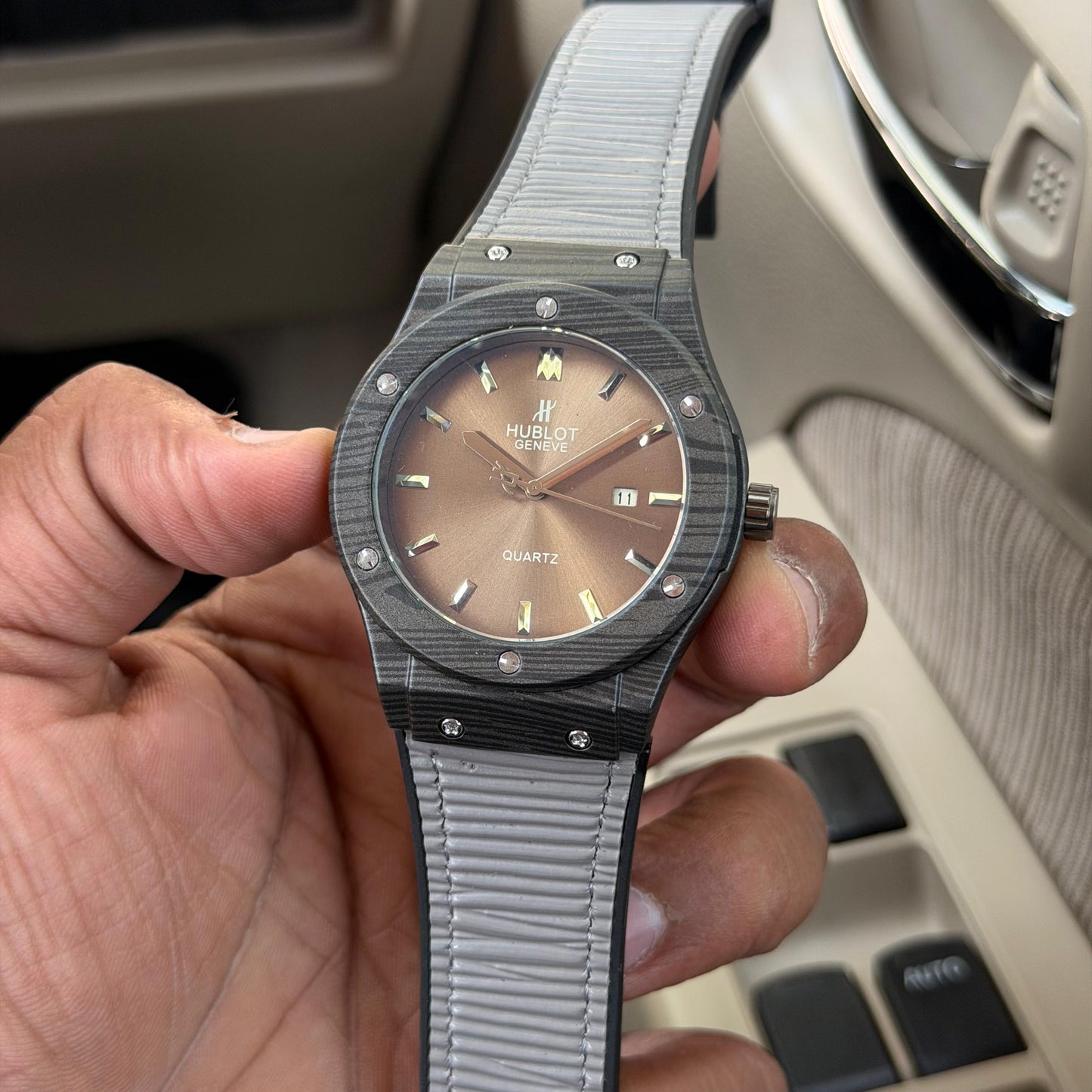 Hublot date