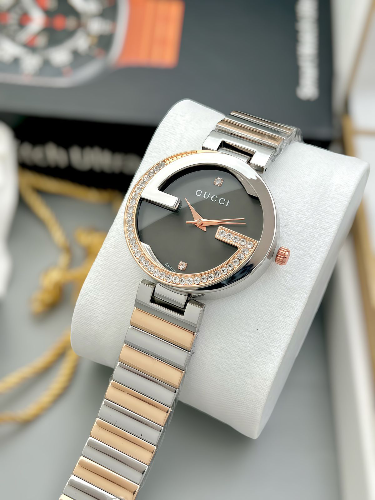 GUCCI LADIES WATCH