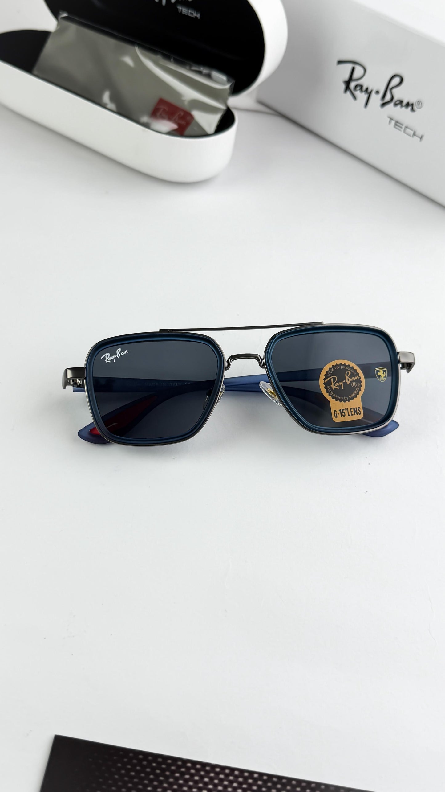 RAYBAN BLUE SUNGLASSES