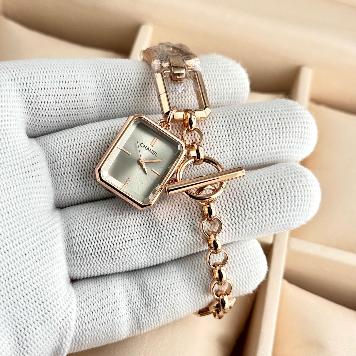 CHANEL LADIES