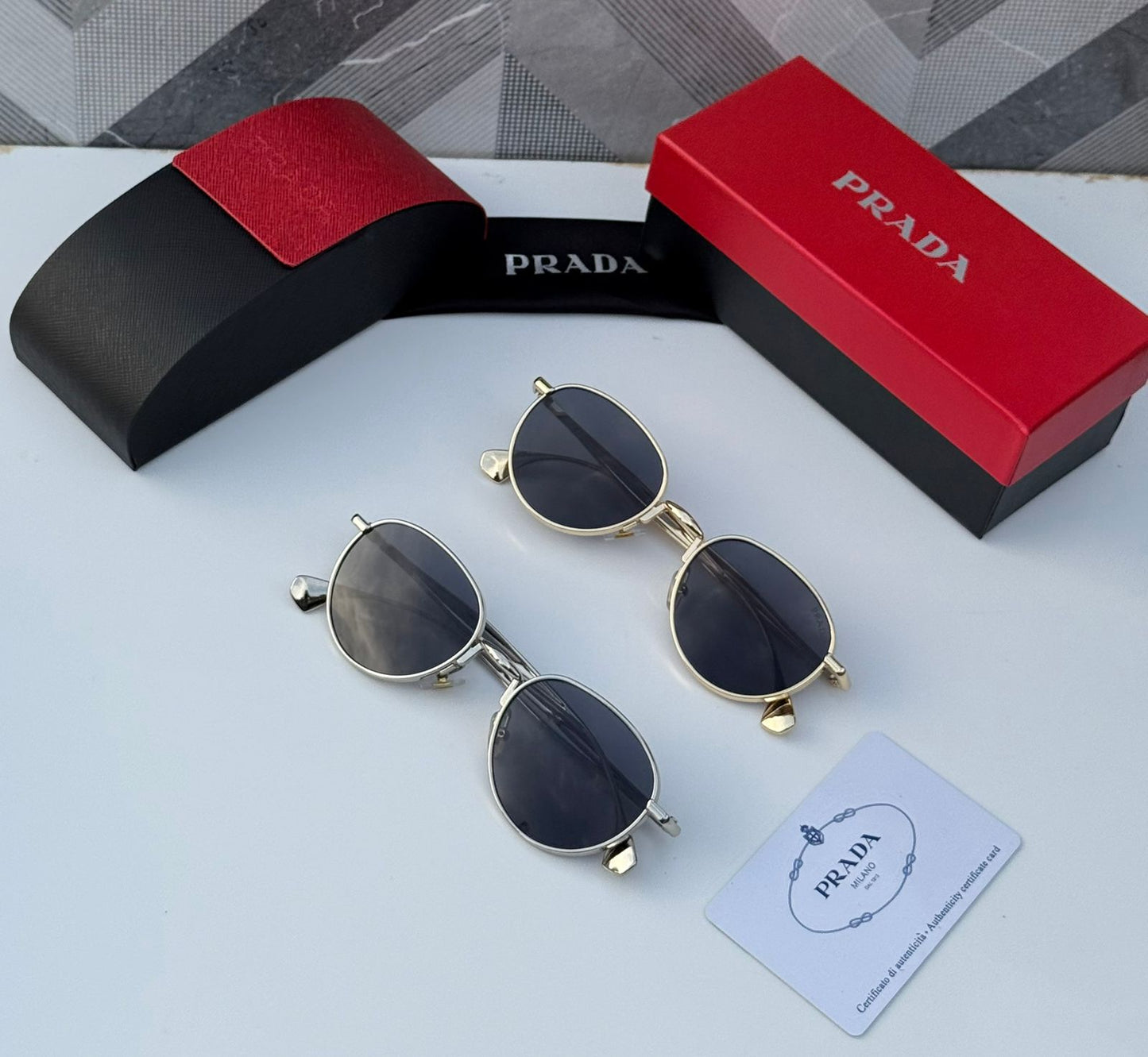 PRADA GOGGLES