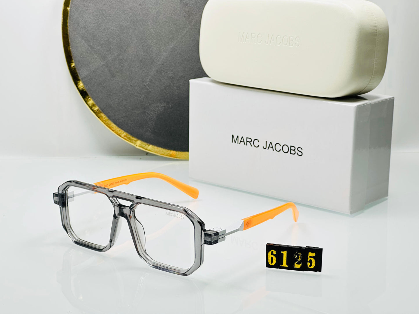 MARC JACOBS SUNGLASSES