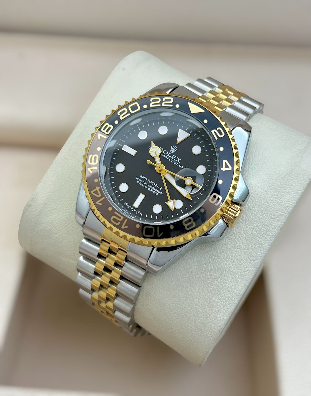 Rolex GMT Master II (Semigold)