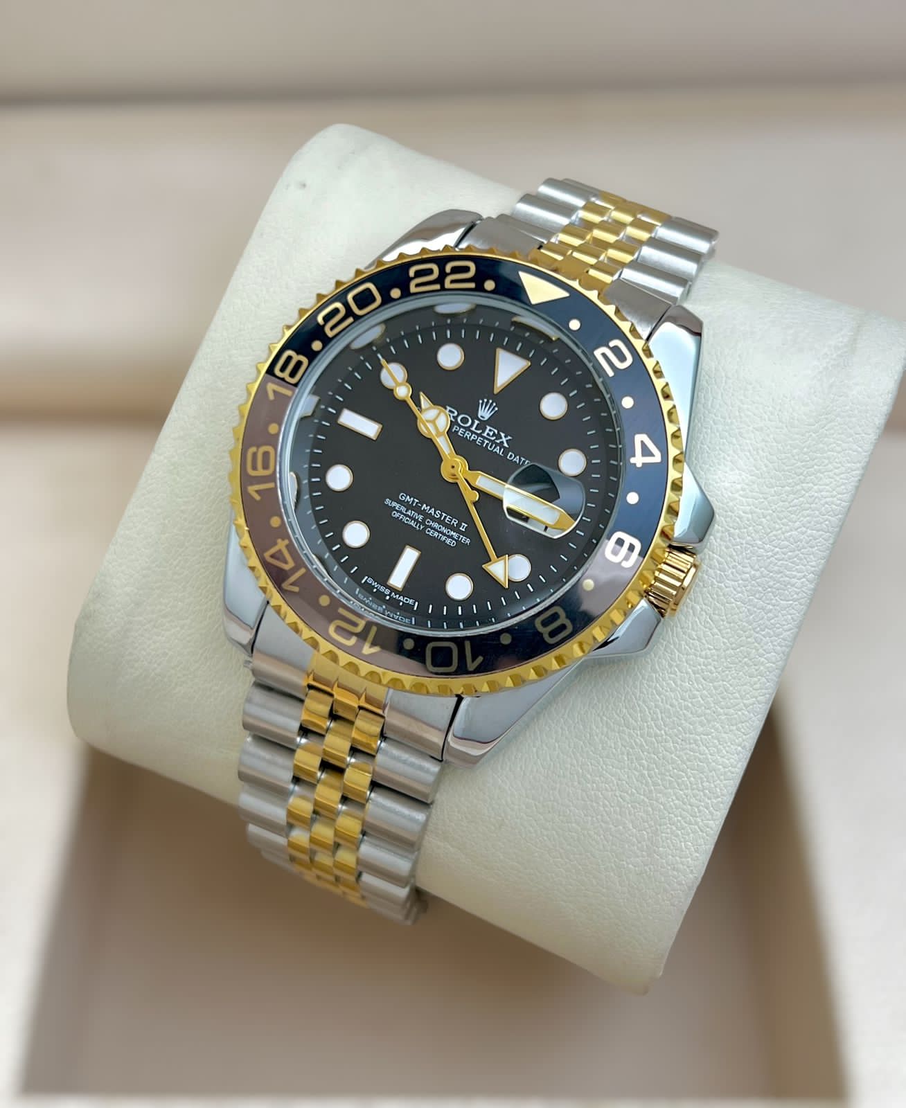 Rolex GMT Master II (Semigold)