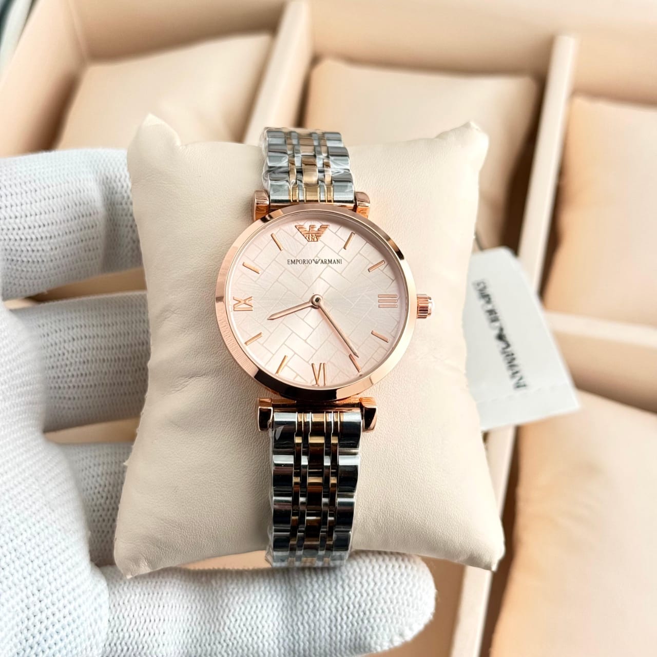 Emporio Armani Ladies ( Semigold )