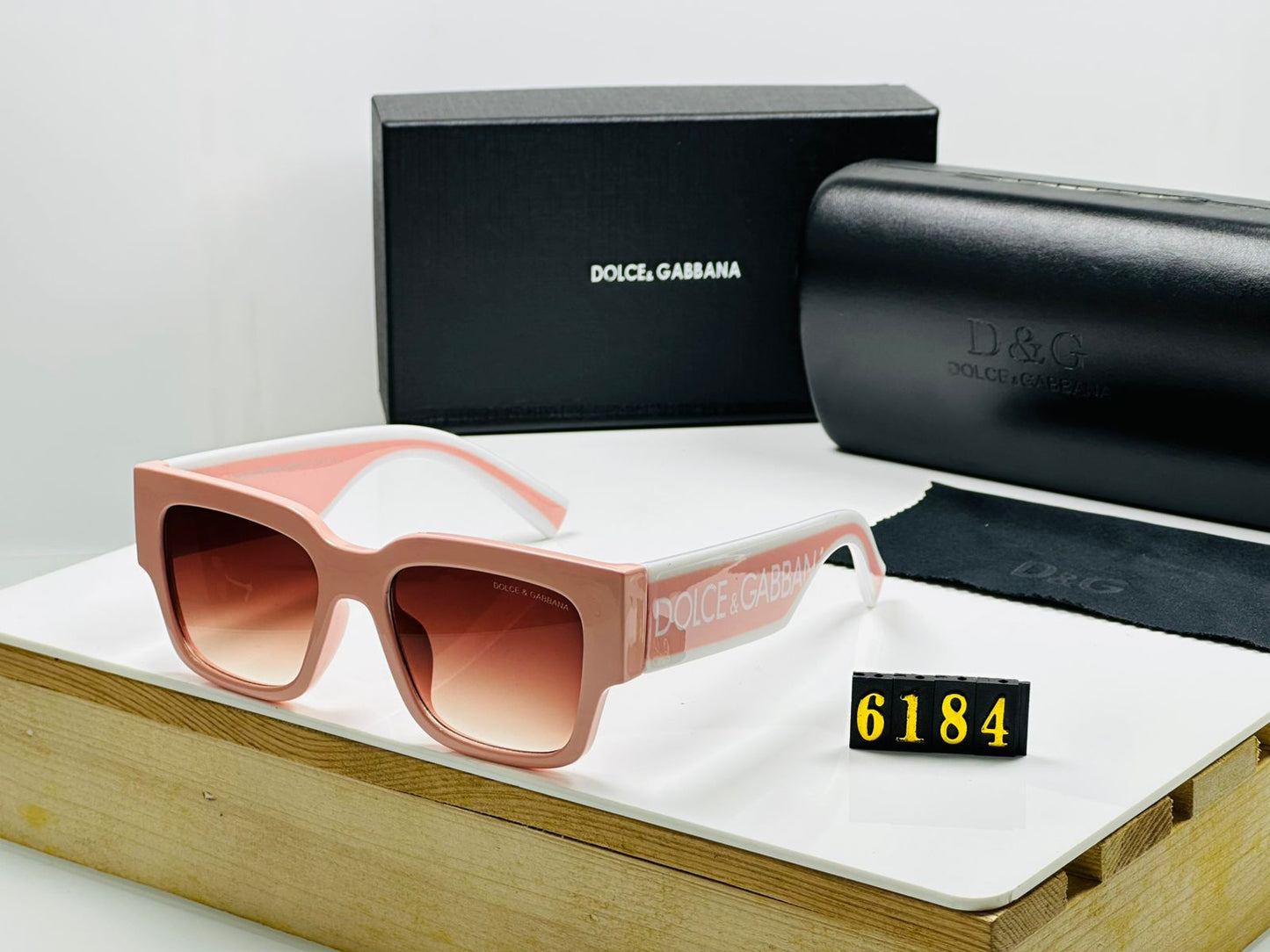 DOLCE & GABBANA Sunglasses
